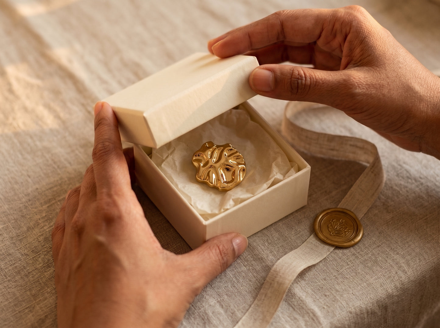 golden flat button