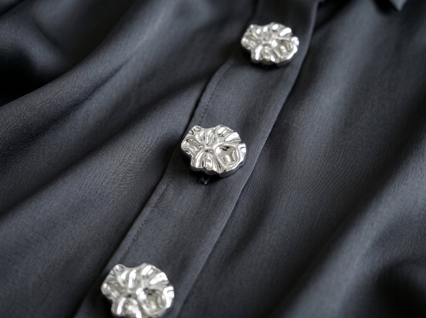 silver flat button